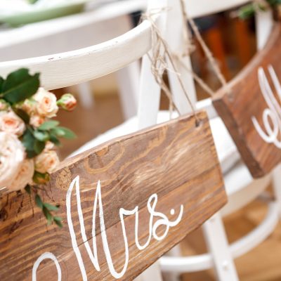 mrs and mrs wooden sign for wedding day